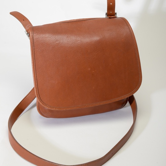 Coach Handbags - Coach Brown Leather Shoulder Bag